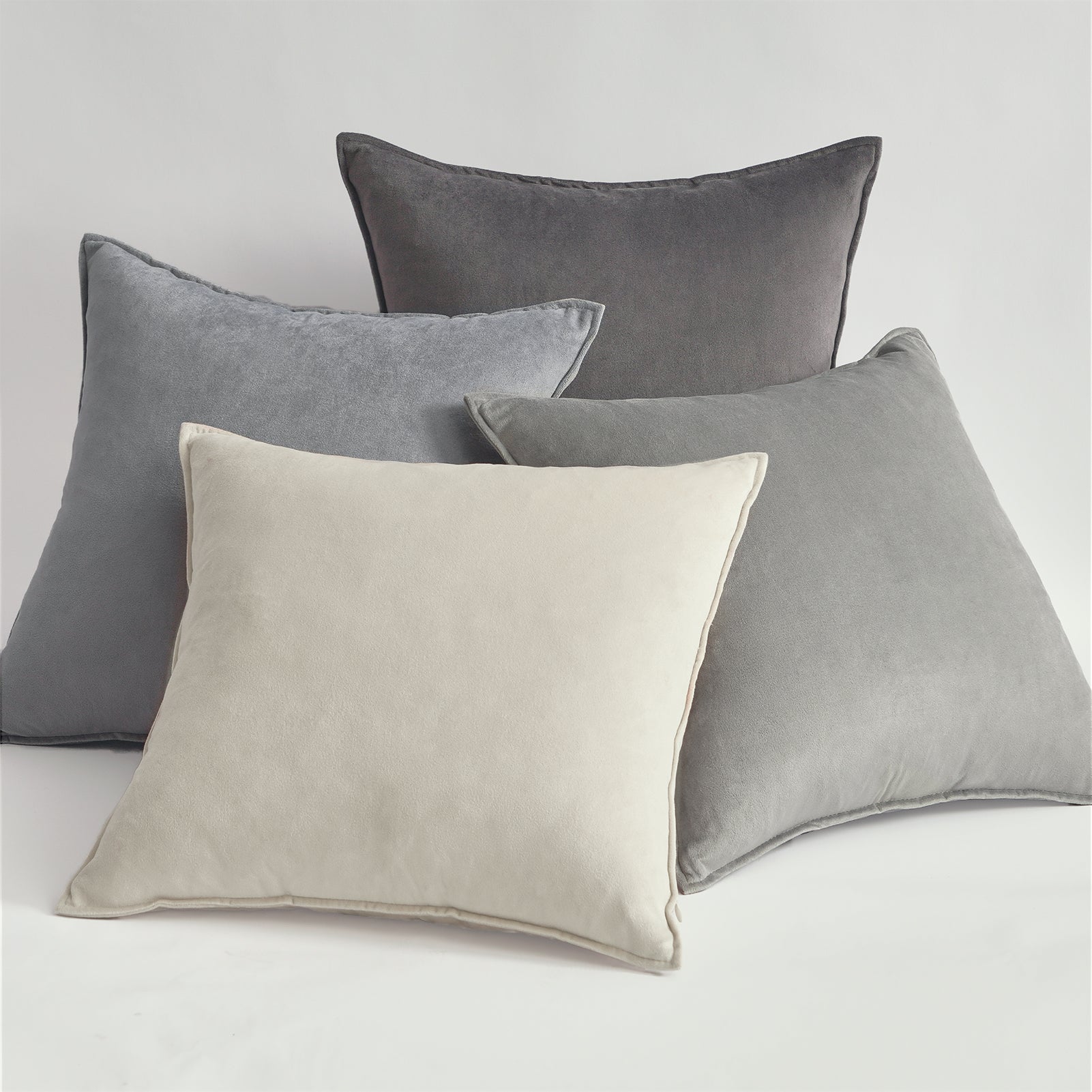 4pcs Set European Velvet Throw Pillow Covers - Soft, Quiet & Versatile for All Seasons - Perfect for Couch, Sofa & Bed Decor