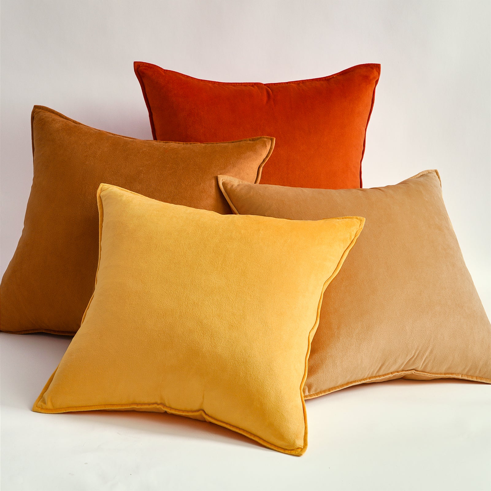 4pcs Set European Velvet Throw Pillow Covers - Soft, Quiet & Versatile for All Seasons - Perfect for Couch, Sofa & Bed Decor